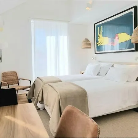 Casa Barr بيت ضيافة Trafaria